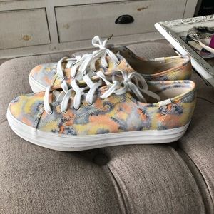 Keds
Triple Kick Tie-Dye Sneakers